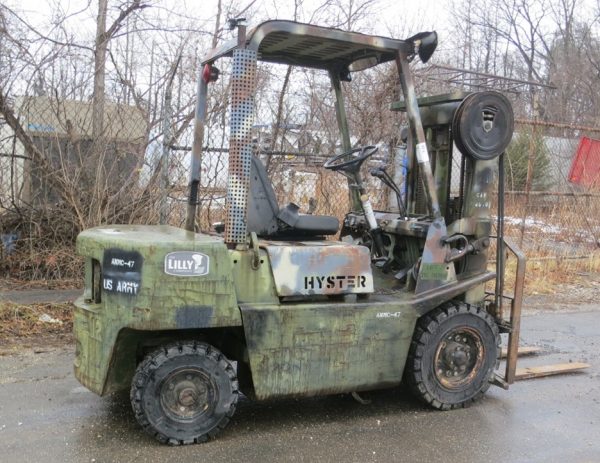 4,000 lb. Cap. Hyster M#H40XL Isuzu Diesel, NEW solid air tires, 3 Stage Mast, Side-shift, Runs Strong!! - Image 3