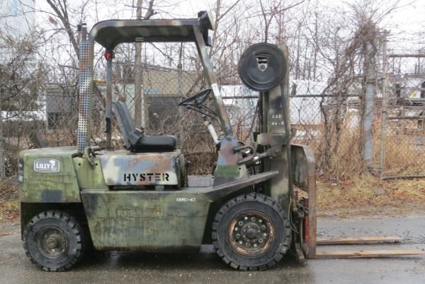 4,000 lb. Cap. Hyster M#H40XL Isuzu Diesel, NEW solid air tires, 3 Stage Mast, Side-shift, Runs Strong!! - Image 4