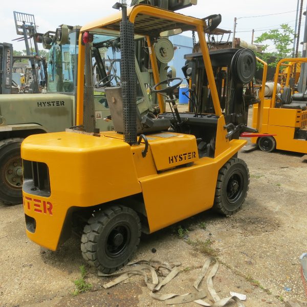 4,000 lb. Cap. Hyster M#H40XL Isuzu Diesel, NEW solid air tires, 3 Stage Mast, Side-shift, Runs Strong!!