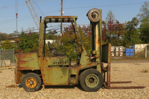 6,000 lb. Cap. Hyster M#H60XL Isuzu Diesel, Dual solid air tires, 3 Stage Mast, Side-shift only 4,372 original Hours!! - Image 3