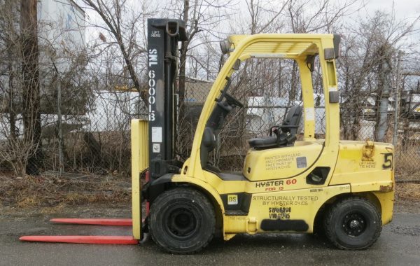 6,000 lb. Cap. Hyster M#H60FTM Yanmar Diesel, Dual air tires, 3 Stage Mast, Side-shift only 2,723 Original Hours!! - Image 3