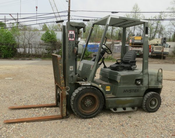 4,000 lb. Cap. Hyster M#H40XM Isuzu Diesel, solid air tires, 3 Stage Mast, Side-Shift, 2,717 Hrs!! - Image 3