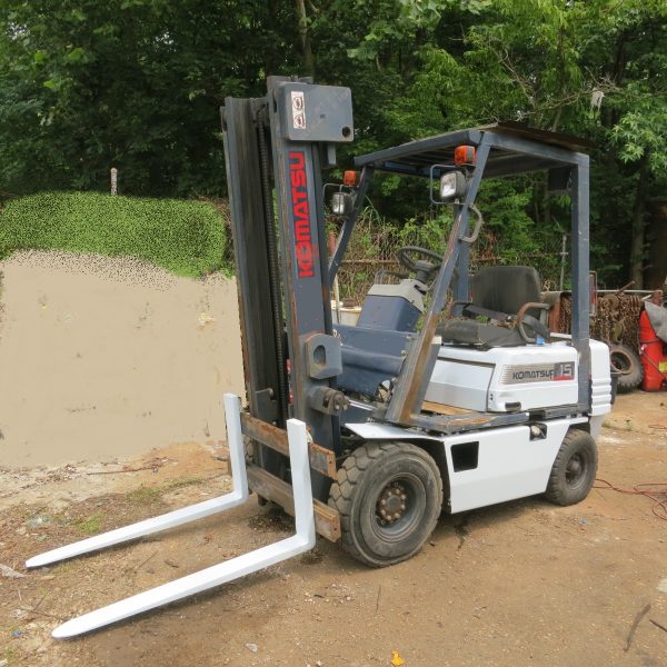 3,000#Komatsu M#FG15HT 93', Gas, See-thru Mast, 2,190 Orig. Hours!! Air tires, runs like a race car!!