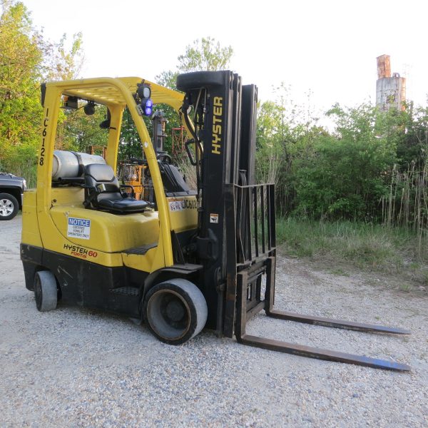 6,000 lb. Cap. Hyster M#S60FT, LP, QUAD 4 Stage Mast to 20' Side-shift Runs great and cheap too!! - Image 5
