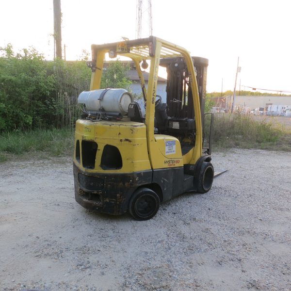 6,000 lb. Cap. Hyster M#S60FT, LP, QUAD 4 Stage Mast to 20' Side-shift Runs great and cheap too!! - Image 3